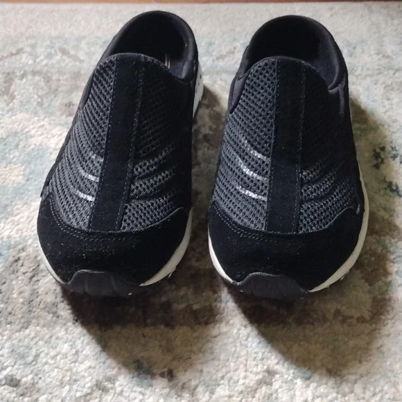 Easy Spirit Traveltime Slip-On Sneakers - Picture 8 of 9